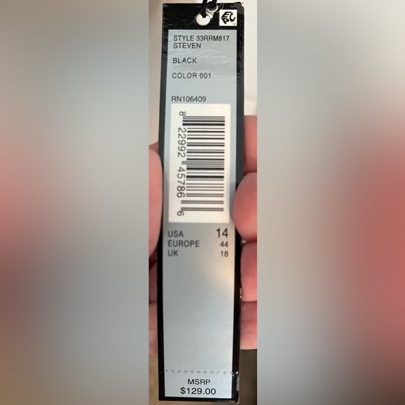 Tahari short black, lined jacket size 14 - Picture 4 of 4